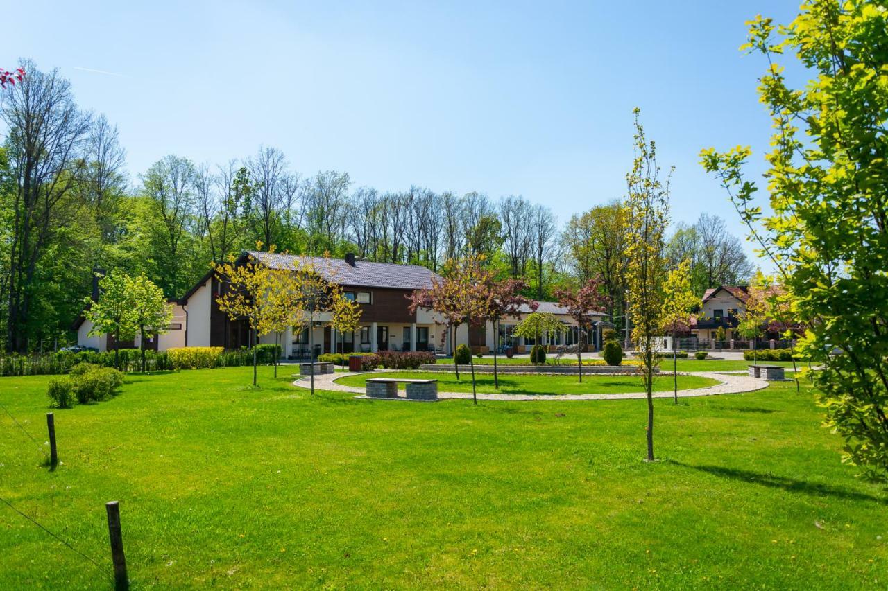 Hotel & Distillery Monogram Gradac  Экстерьер фото