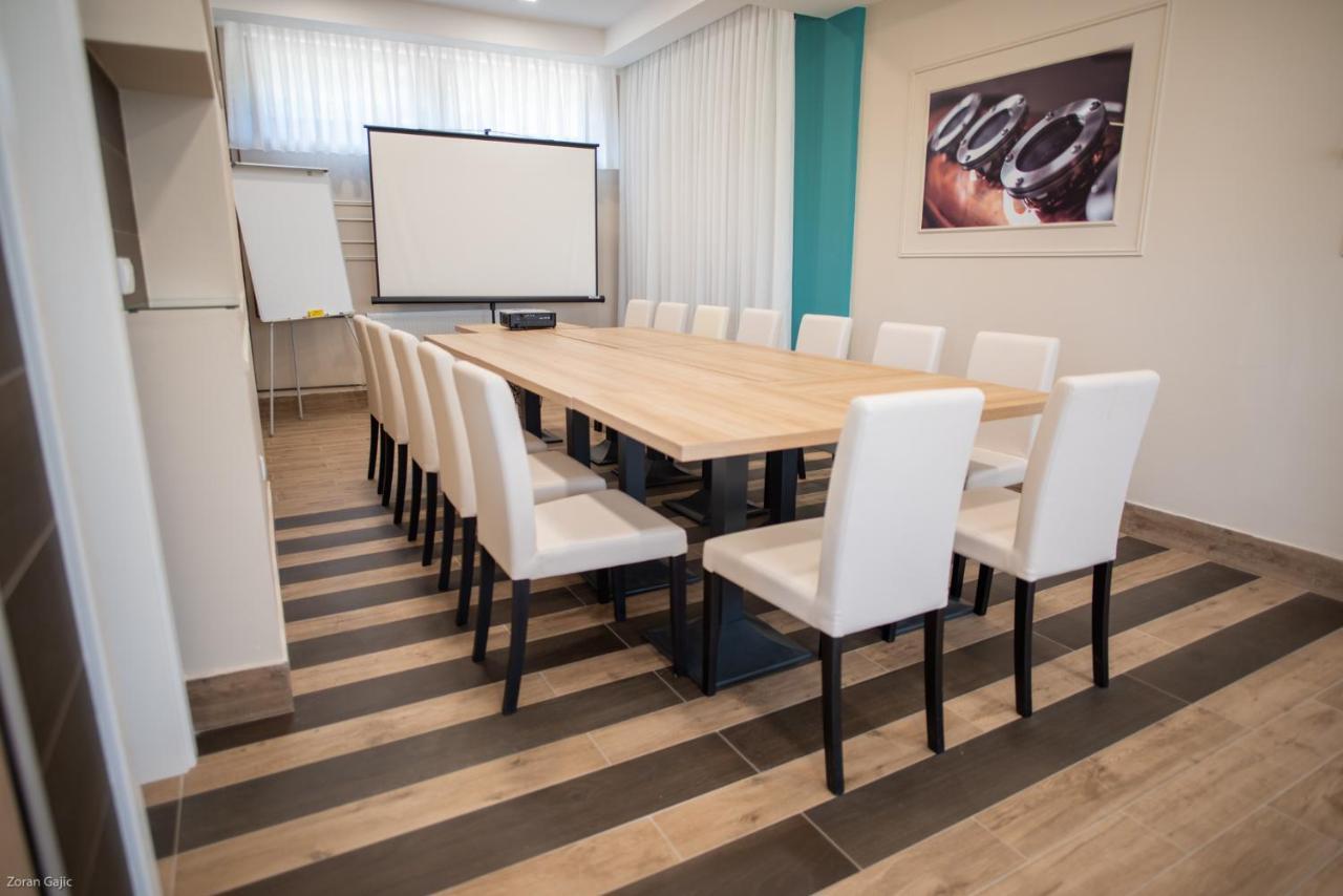 Hotel & Distillery Monogram Gradac  Экстерьер фото